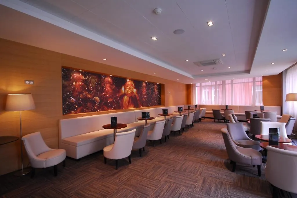 Hotel Stella ルルド